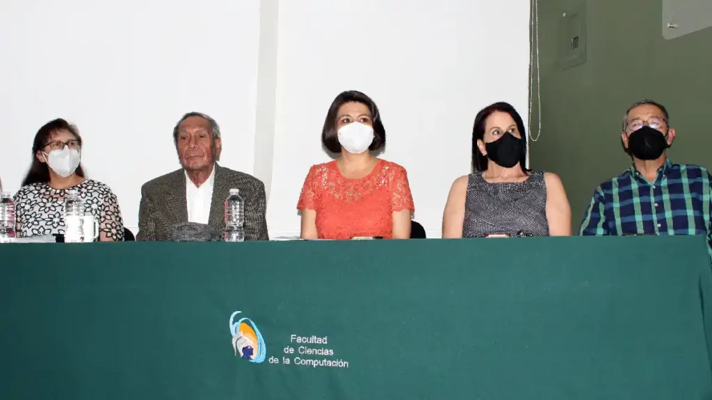 Celebran el 50 aniversario de la Licenciatura en Ciencias de la Computación