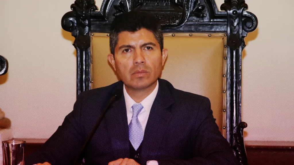 Clonazepam con el que estudiantes se intoxicaron, lo llevaron de casa: Eduardo Rivera 