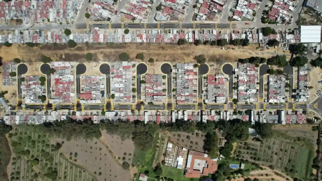Ariadna Ayala realiza obra histórica en polígono 3 del Fraccionamiento Valle Real en Atlixco.