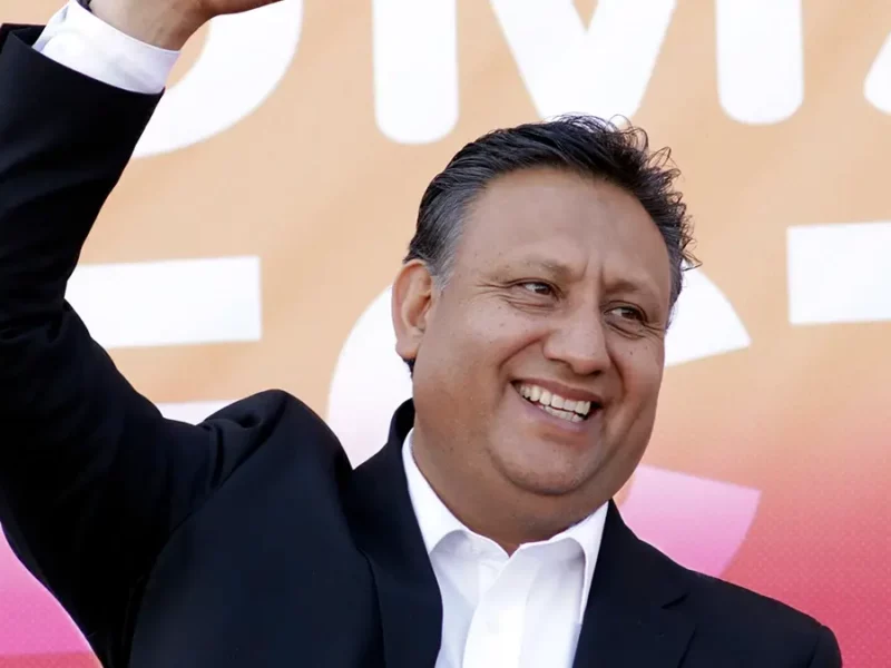 José Luis González y Alfredo Gómez toman protesta como dirigentes del SNTE 23 y 51