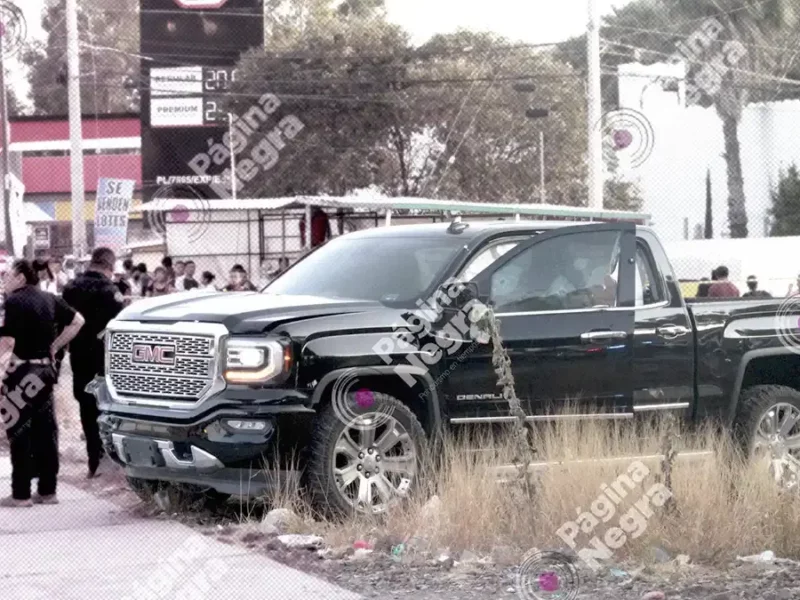 Balacera deja dos jóvenes heridos en San Francisco Totimehuacan.