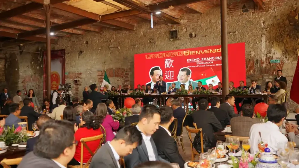 Armenta fortalece relaciones de Alemania y China con Puebla a favor de la economía
