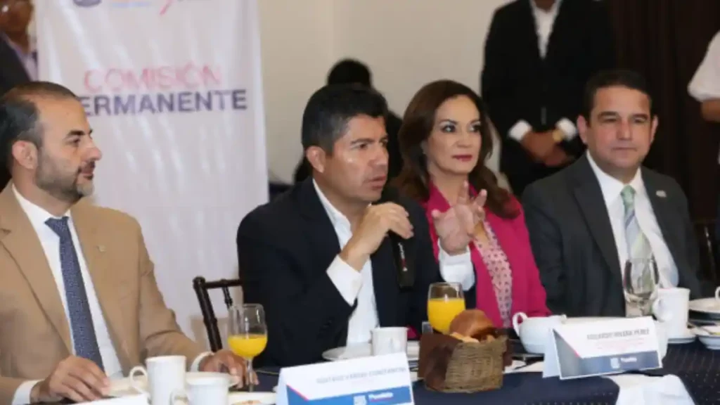 Se lleva a cabo décimo segunda sesión de la Comisión Permanente por Puebla