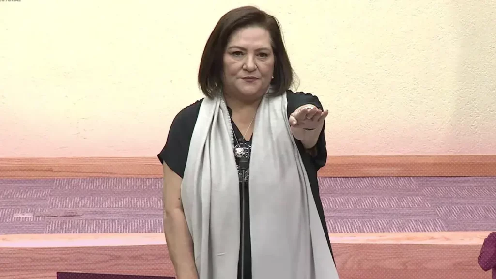 Guadalupe Taddei toma protesta como la nueva presidenta del INE