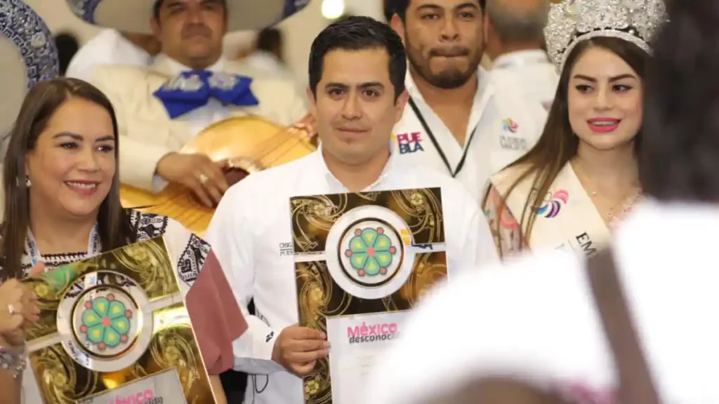 Chignahuapan, hace presencia en el Tianguis Turístico de la Ciudad de México y gana reconocimiento en Lo Mejor de México