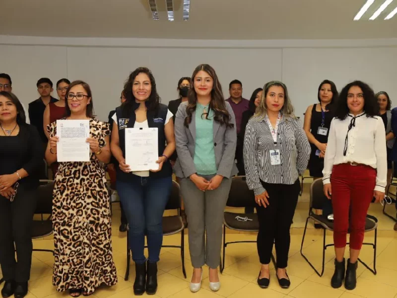 DIF de San Andrés Cholula firma convenio de colaboración con La Escuela Libre de Psicología