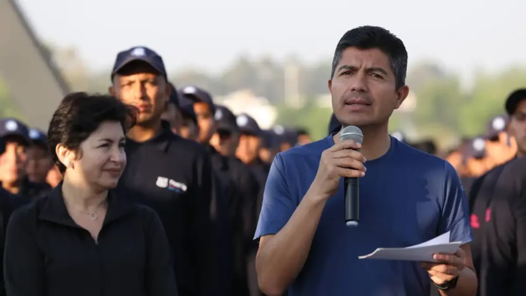 Ayuntamiento de Puebla celebra 8° carrera con cadetes y jóvenes