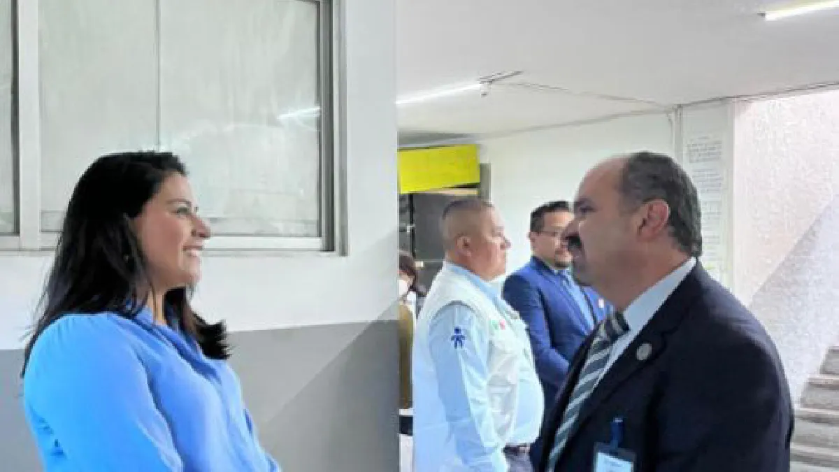 Fomenta la Regidora Berenice Porquillo la lectura entre internos del Cereso de Cholula