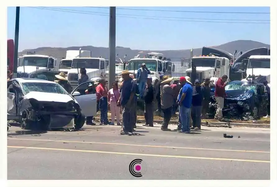 Choque entre dos autos en Acajete dejó un muerto