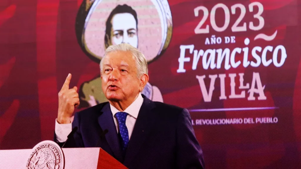 AMLO arremete contra la NBA por permitir el consumo de cannabis.