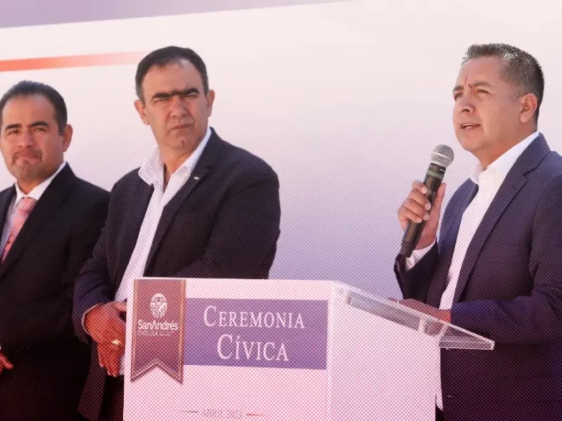 Edmundo Tlatehui pide apoyo a Sergio Salomón Céspedes para concluir obras de pasadas administraciones.
