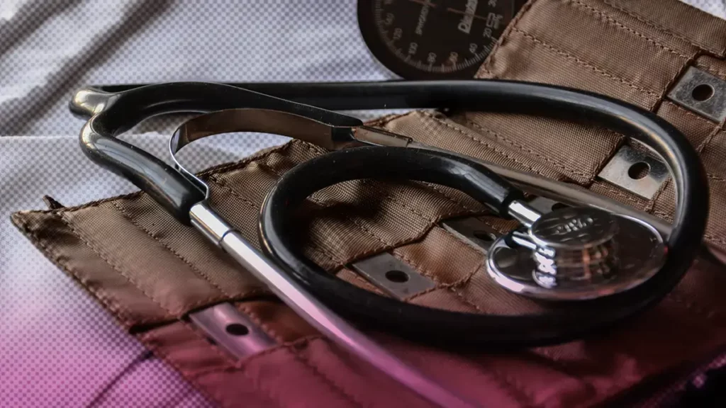 Cofepris advierte de empresa irregular que ofrece insumos médicos en Puebla