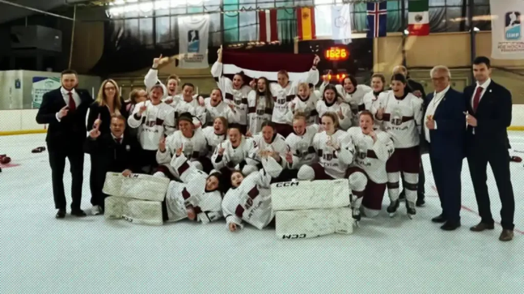 México consigue medalla de bronce en el Campeonato Mundial Femenil de Hockey sobre Hielo 