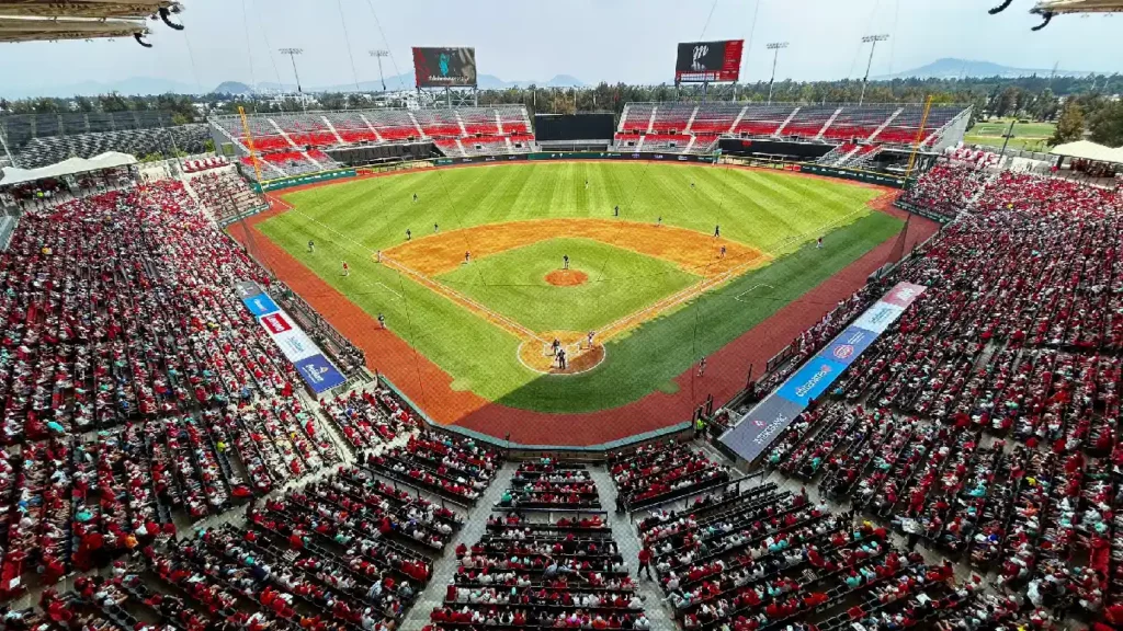 Los Pericos vienen de atrás y derrotan a los Diablos en la Interliga Primavera