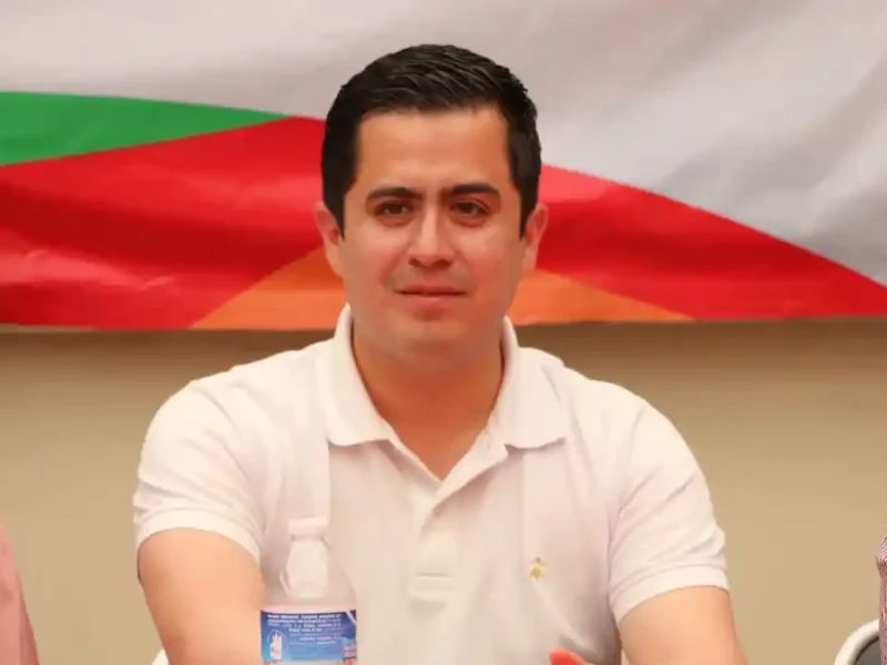 Lorenzo Rivera reconoce el empeño de Responsables de Casa de Salud