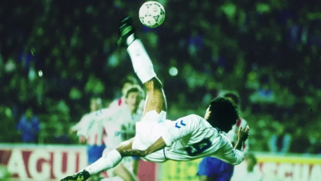 A 35 años del señor gol de Hugo Sánchez con el Real Madrid ante Logroñés.