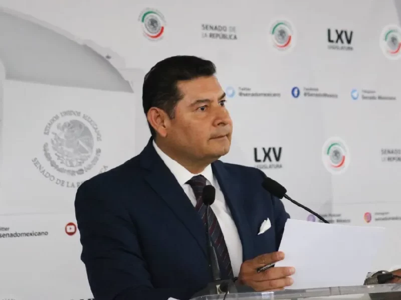 Senador Armenta impulsa diálogo con embajador de EU, Ken Salazar