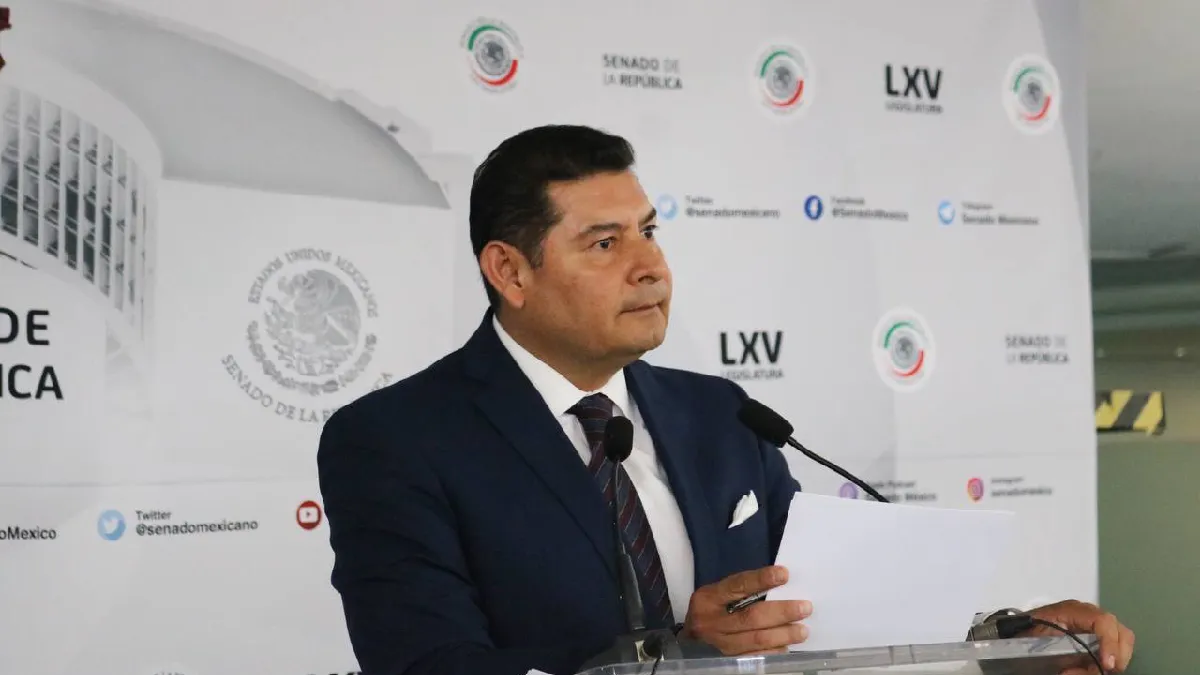 Senador Armenta impulsa diálogo con embajador de EU, Ken Salazar