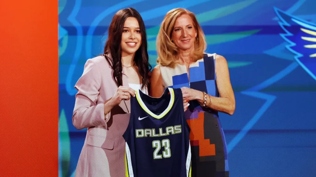 La mexicana, Lou López es seleccionada por Dallas en el draft de la WNBA.