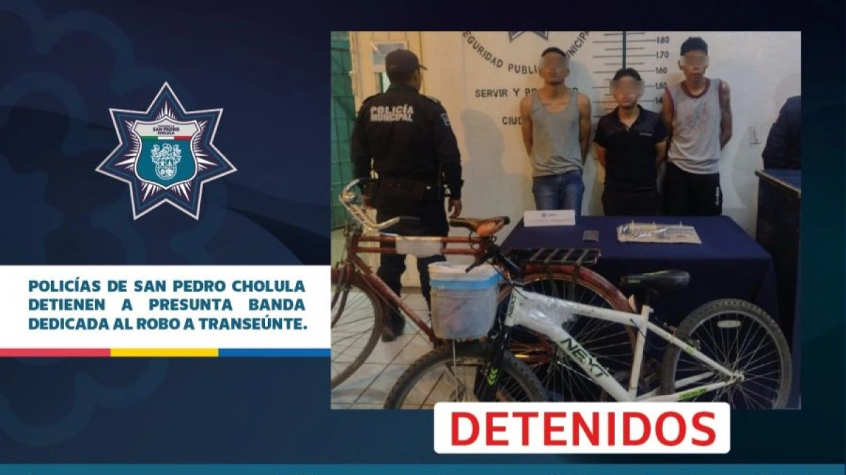 Policías de San Pedro Cholula detienen a presunta banda dedicada al robo a transeúnte.