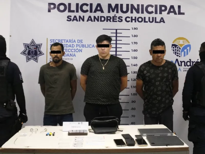 Asegura policía de San Andrés Cholula a tres integrantes de "Los Santos"