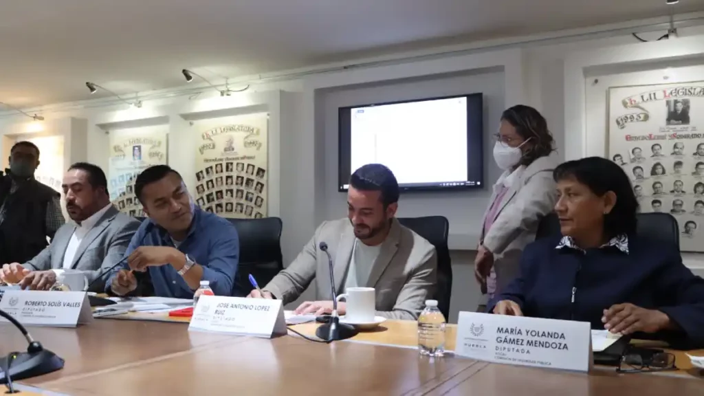 Aprueba Comisión de la LXI Legislatura exhorto para reforzar la seguridad en los 217 municipios