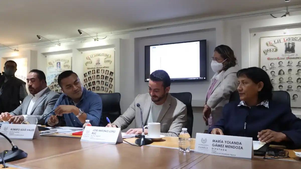 Aprueba Comisión de la LXI Legislatura exhorto para reforzar la seguridad en los 217 municipios