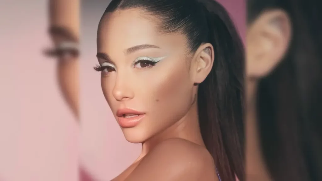 Ariana Grande responde a críticas sobre su cambio físico 