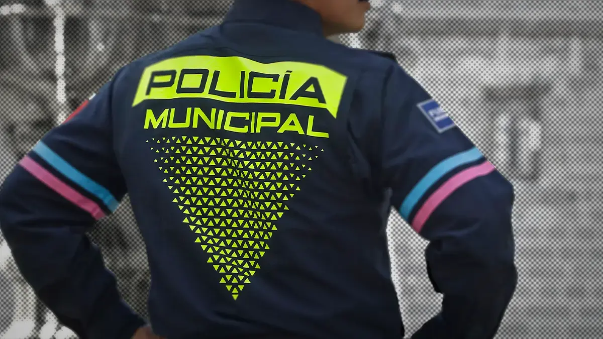 Suspenden a policía municipal que borracho disparó al aire en Puebla