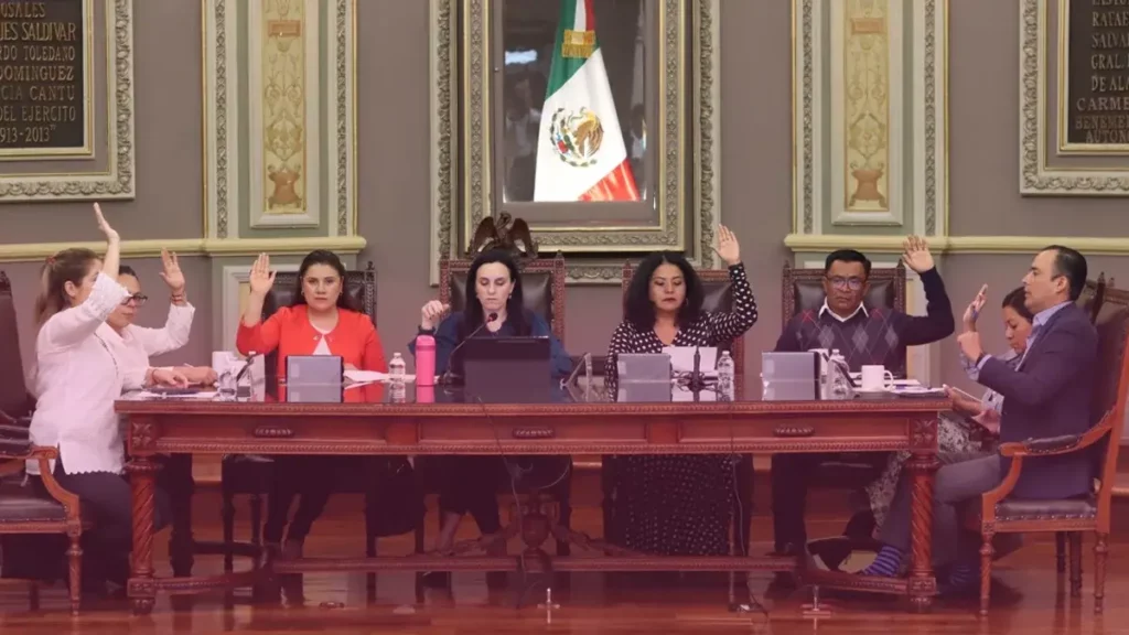 Desde el Congreso de Puebla, exigen comparecencia de Teresa Castro por hoyo financiero