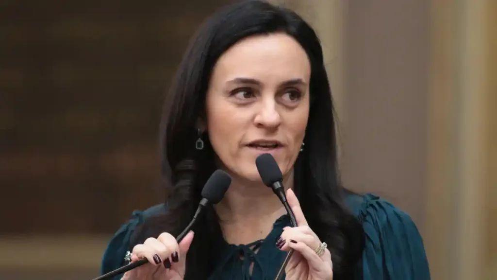 Recibe Congreso del Estado propuesta para ampliar la definición de ciberacoso