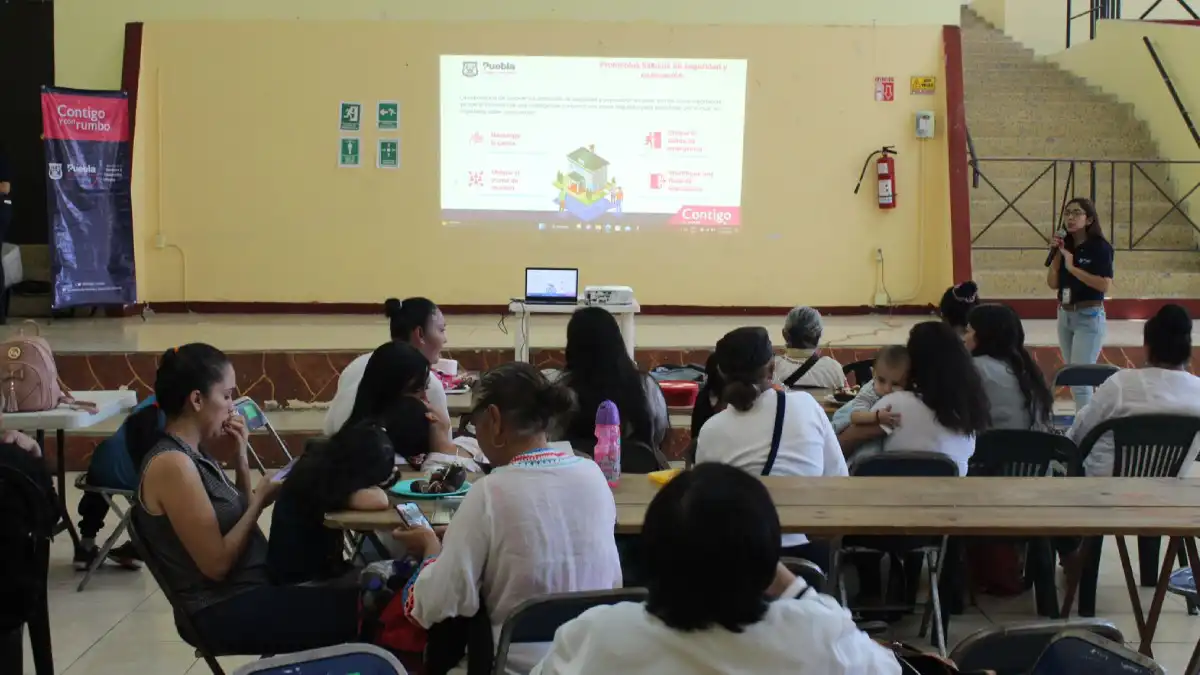 En Puebla capital las mujeres son capacitadas en gestión integral de riesgos y protección civil