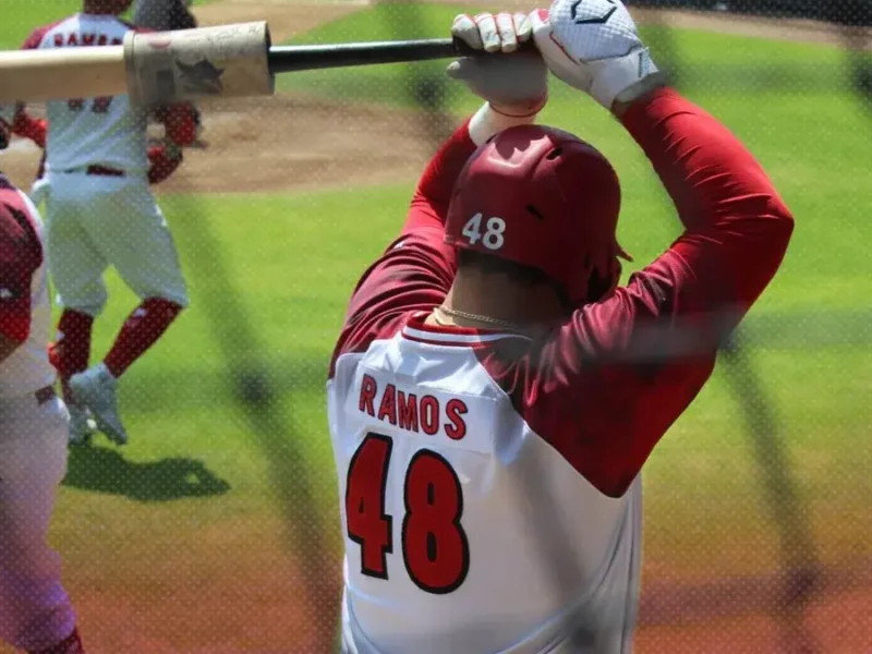 Los Diablos Rojos se quedan con el triunfo ante Pericos en la Interliga Primavera 2023