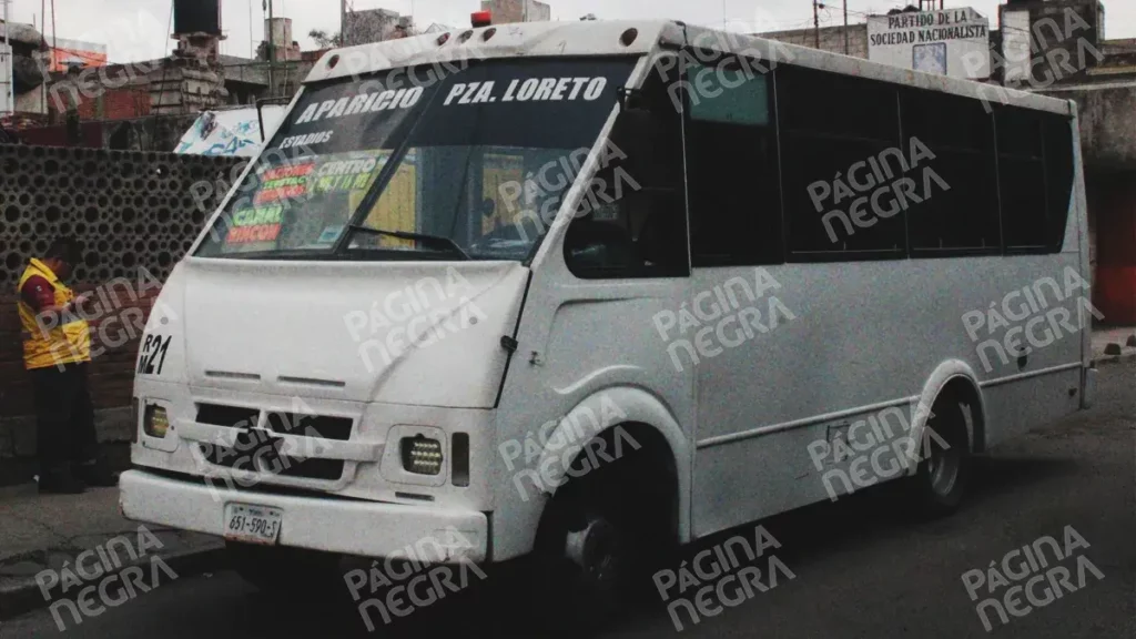 Apuñalan a pasajero durante un asalto a la ruta M21 en Puebla