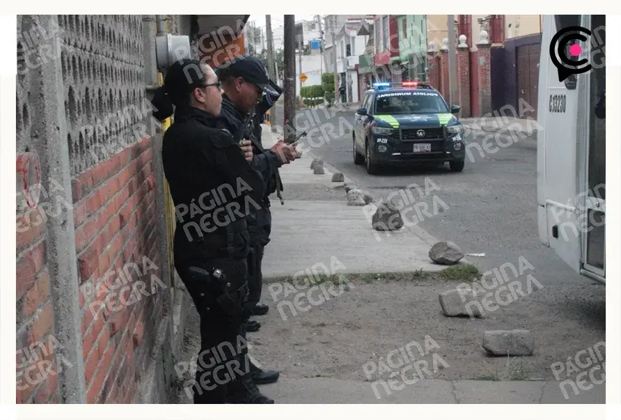 Apuñalan a pasajero durante un asalto a la ruta M21 en Puebla