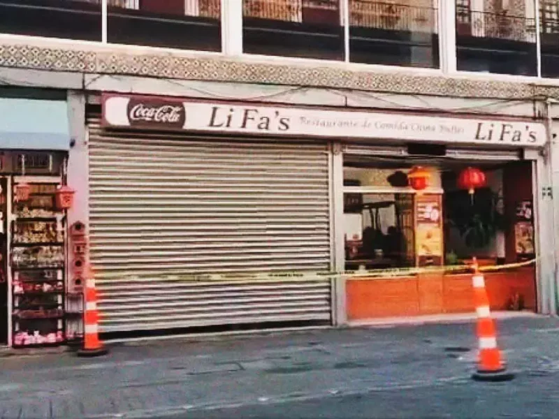 Muere de un infarto en un restaurante de comida china en el Centro de Puebla