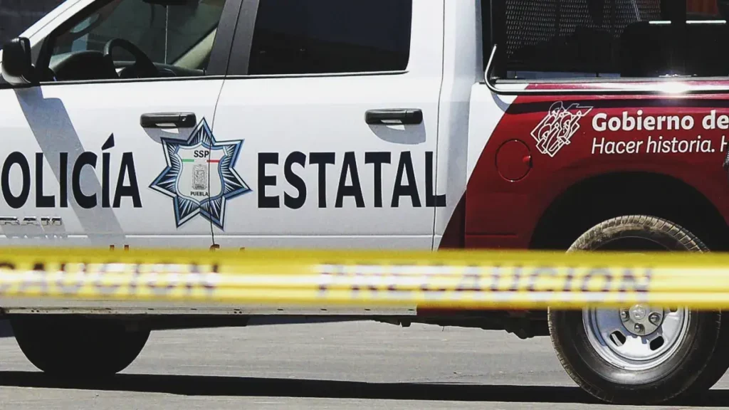 Hombre es linchado en Santa Rita Tlahuapan; policías intentaron rescatarlo.