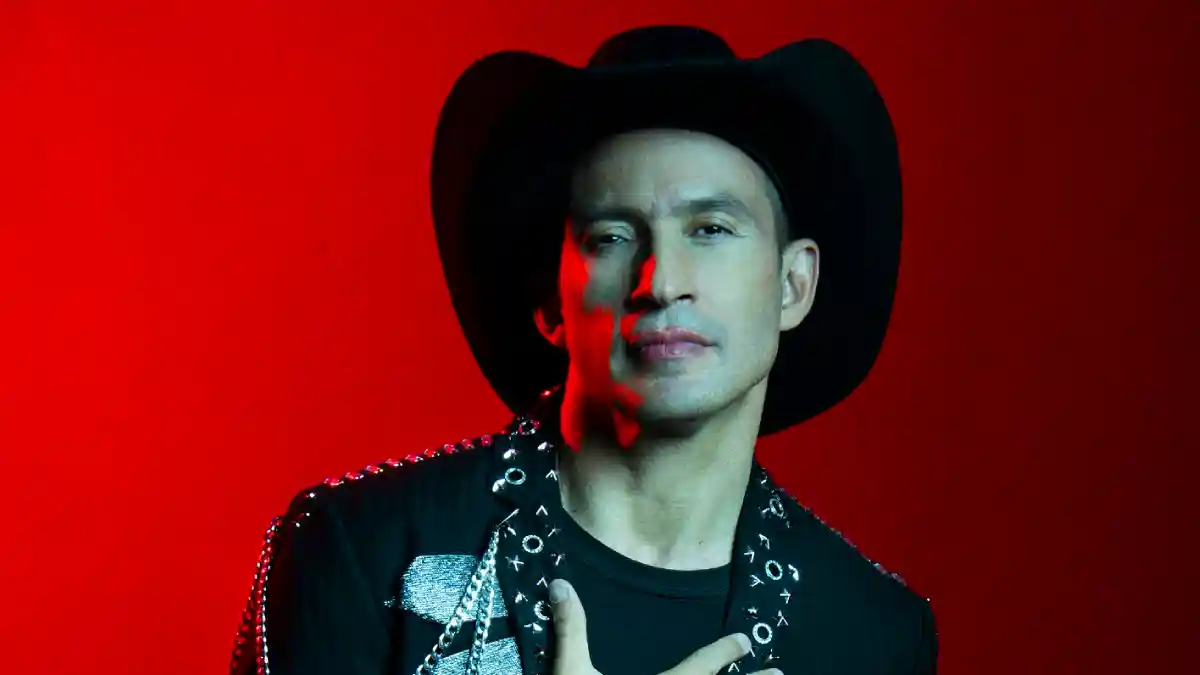 Robby Pérez, “El bato de Sinaloa”, llega a Puebla con su nueva propuesta musical