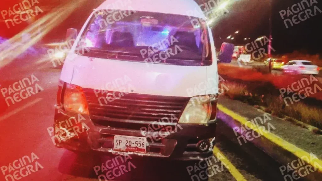 Peatón murió atropellado por una camioneta en el Periférico de Puebla.