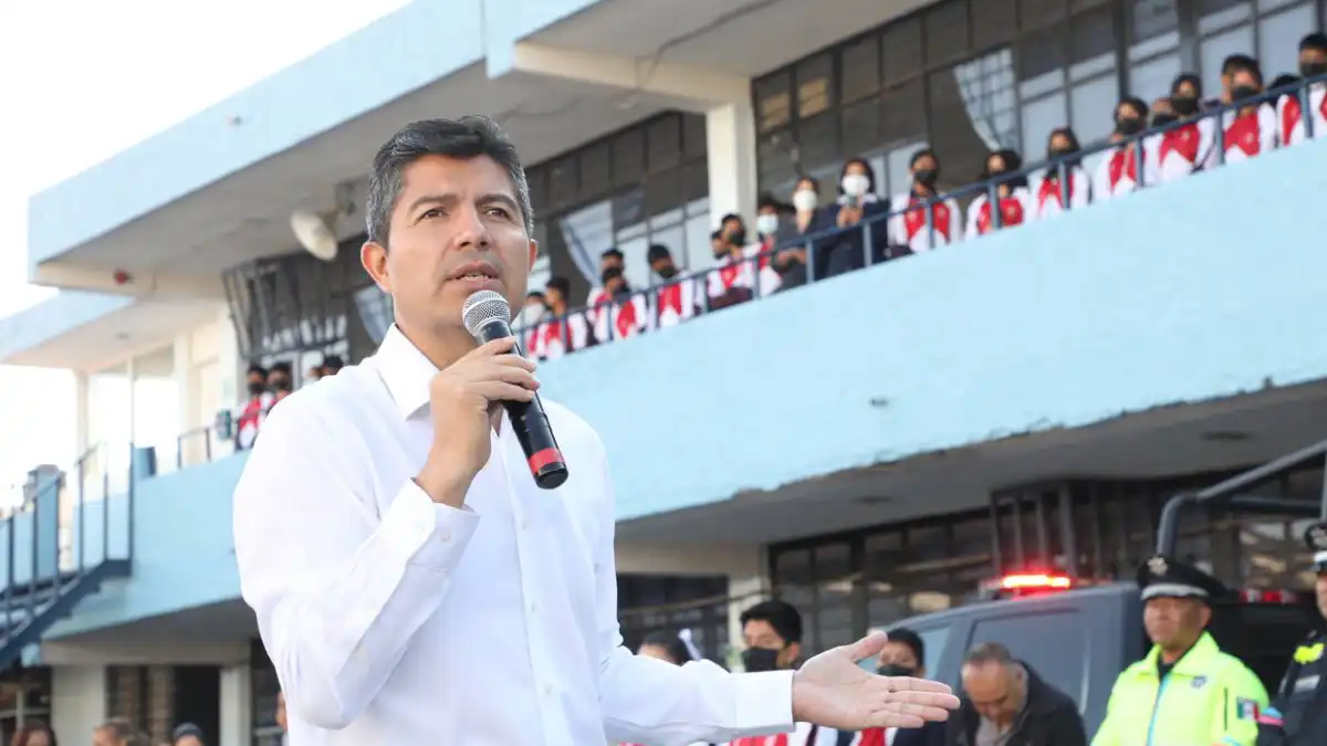 Ayuntamiento de Puebla realiza 'Rally por tu Seguridad' en la secundaria Héroes de la Reforma