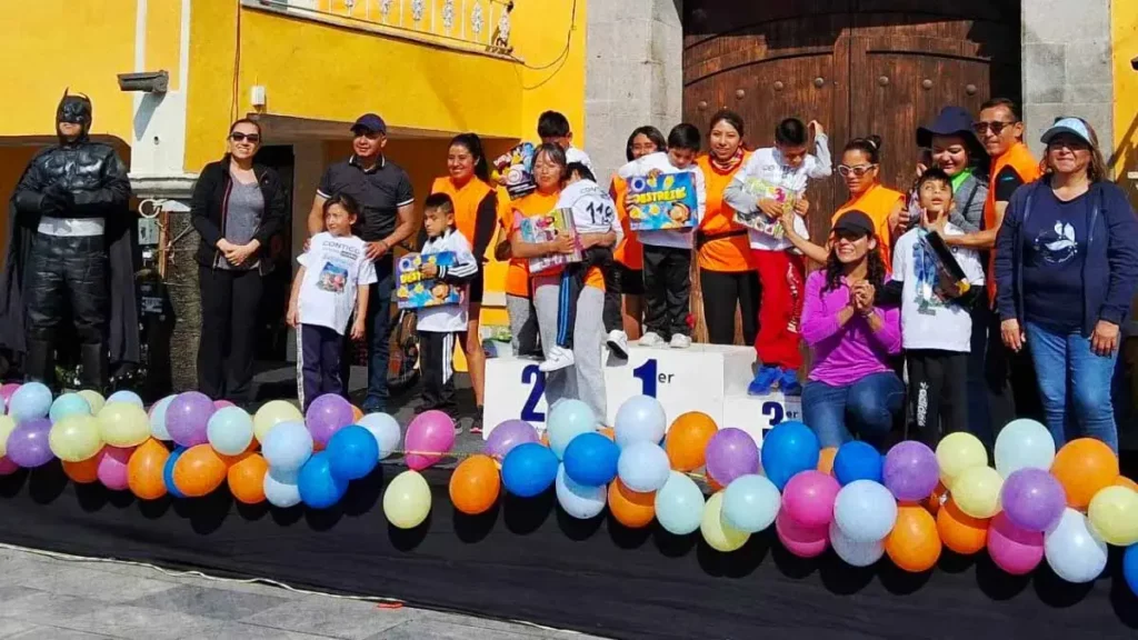Con carrera impulsan el deporte en niños y niñas en San Andrés Cholula.