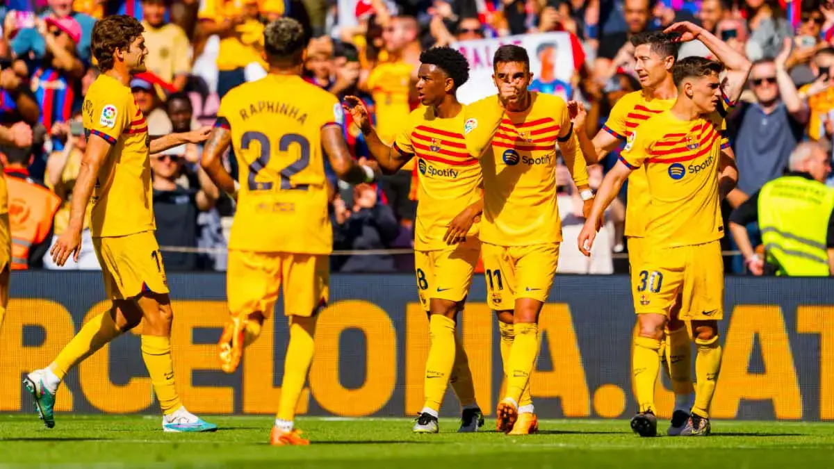Barcelona asegura liderato de La Liga al vencer 1-0 al Atlético de Madrid.