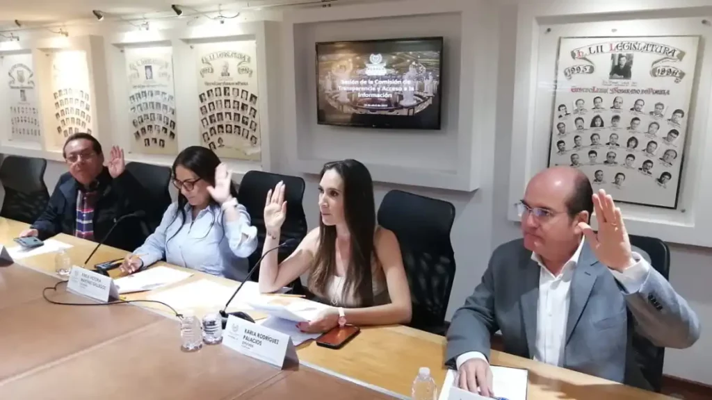 Comisión de Transparencia de la LXI Legislatura da respuesta a oficio de la Cámara de Senadores