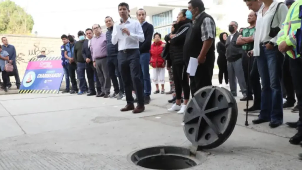 Con red pluvial, Ayuntamiento de Puebla lleva sanidad y bienestar a más colonias de la ciudad