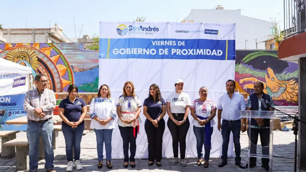 Llegan los servicios municipales al Barrio de Santiago Xicotenco en la Cabecera Municipal