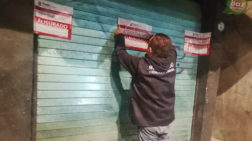En año y medio, 432 establecimientos con venta de alcohol en Puebla fueron clausurados