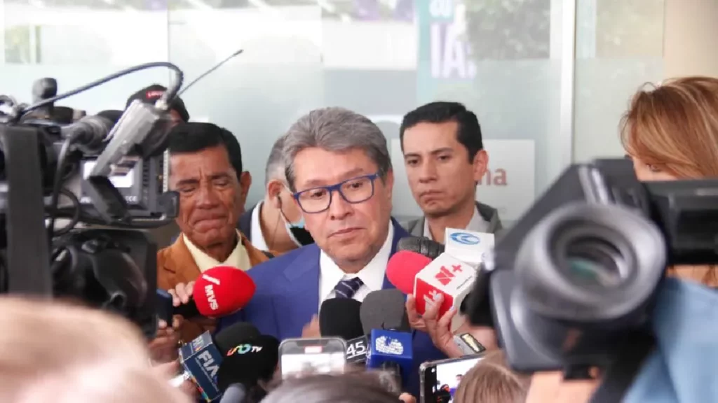 Ricardo Monreal pide parlamento abierto para discutir minuta sobre minería