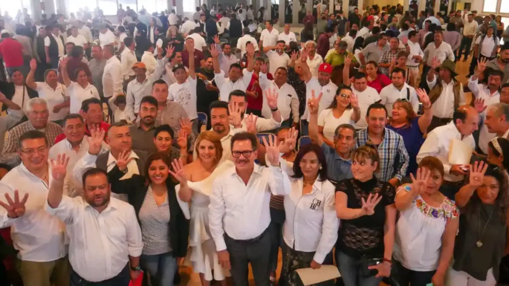 Foros de movilidad para que los poblanos tengan transporte público digno y eficiente: Nacho Mier