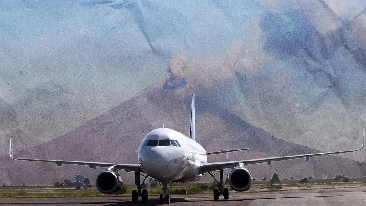 Suspenden vuelos en el Aeropuerto de Puebla por caída de ceniza