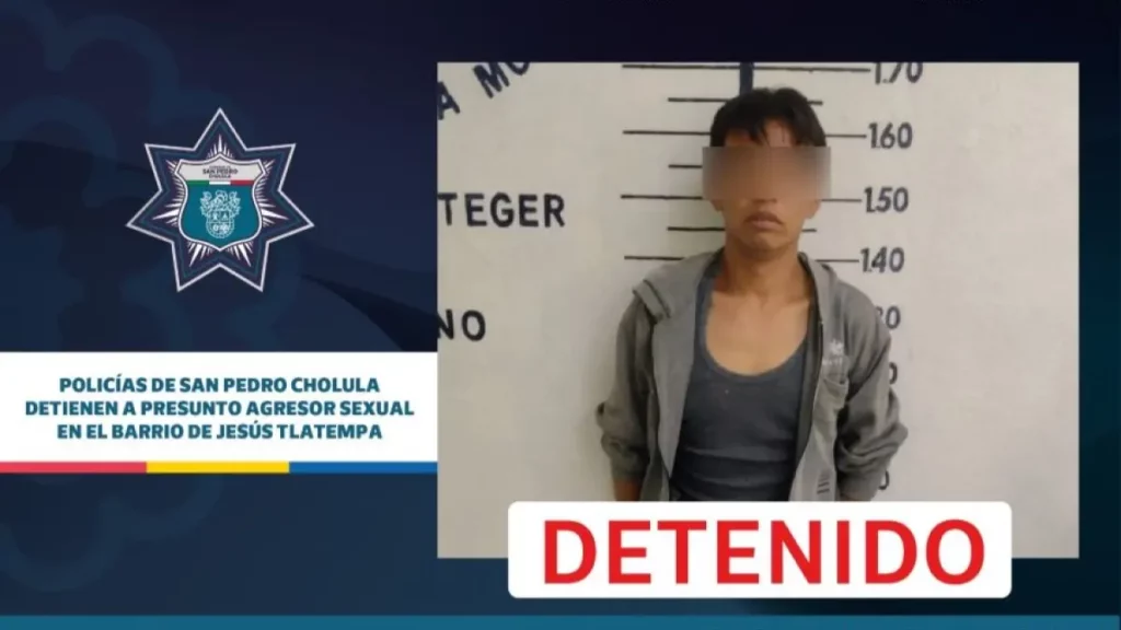 Policías de San Pedro Cholula detienen a presunto agresor en el barrio de Jesús Tlatempa.
